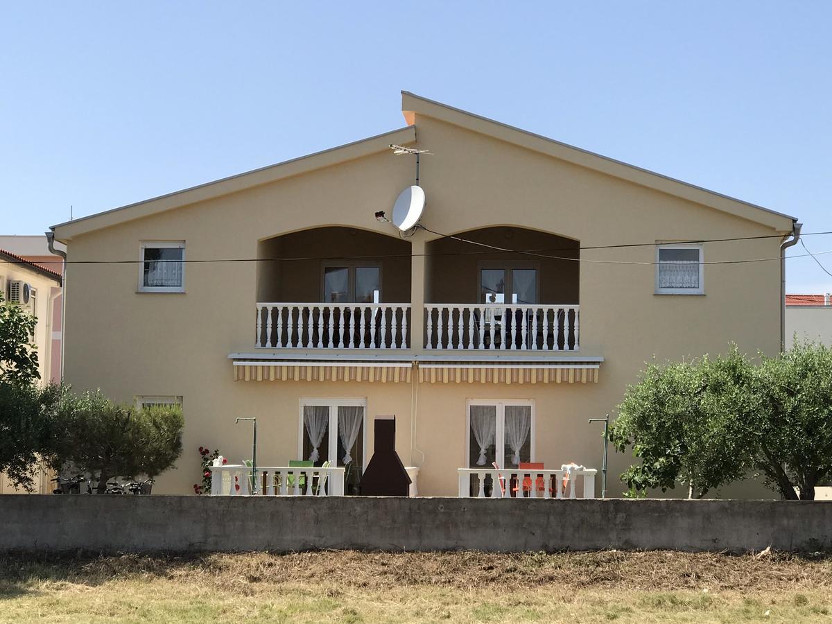 Apartments Villa Engeli Вир Экстерьер фото